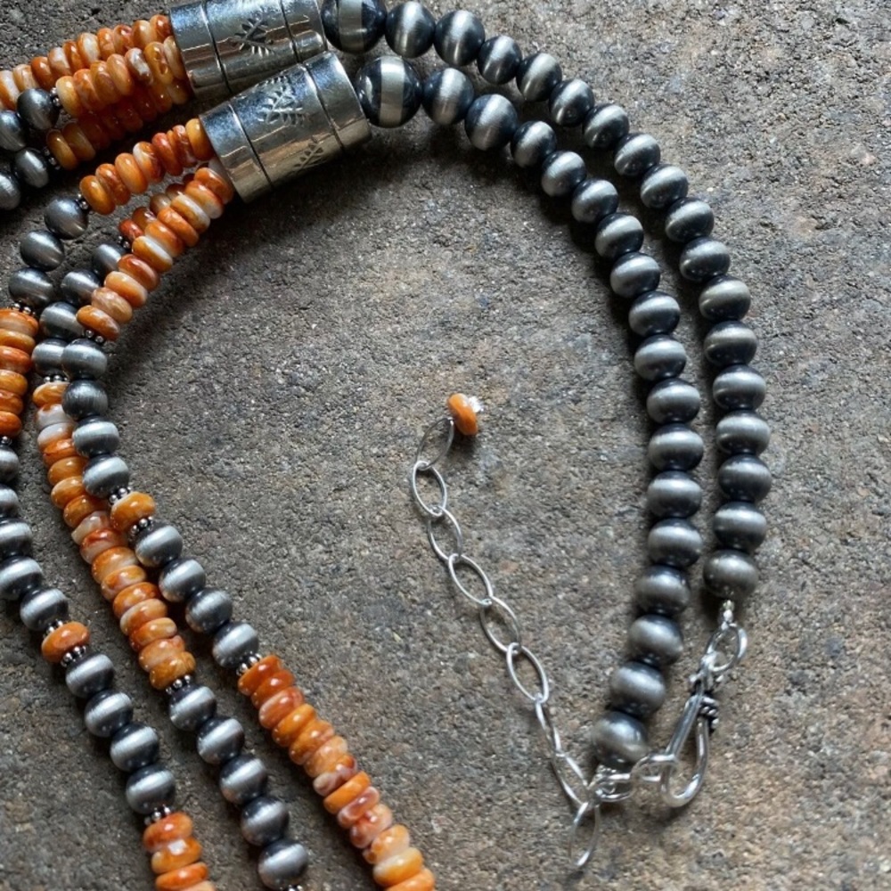 Sterlingsilver Multistrand Spinyoysterbeadnecklace - image 8